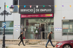 Cantabria, tercera comunidad donde m&aacute;s baja el paro en mayo, un 2,45%