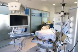  Defensa de Sanidad P&uacute;blica avisa de que el sistema sanitario est&aacute; en una situaci&oacute;n "parecida" a marzo