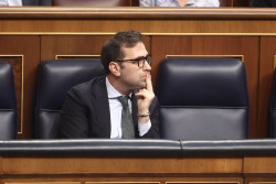 El Congreso examinar&aacute; este martes a los candidatos del Gobierno para renovar la CNMC