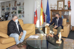 El consejero Blanco arreglara caminos rurales en Ud&iacute;as