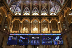 El Ibex 35 abre la sesi&oacute;n a la baja