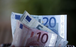El IEE dice que Espa&ntilde;a pierde competitividad fiscal y cae al puesto 34 de 38 pa&iacute;ses de la OCDE