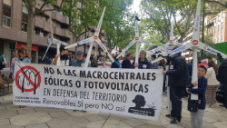 El oligopolio el&eacute;ctrico copa las renovables Por Eduardo Madro&ntilde;al Pedraza