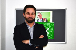 &iquest;Es Vox un partido de extrema derecha?...,