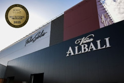 F&eacute;lix Sol&iacute;s, reconocido como el `Mejor Productor Espa&ntilde;ol` por 25 a&ntilde;os de excelencia en sus vinos