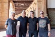 Hombres G avanzan un nuevo single para oto&ntilde;o tras vivir su "mejor concierto" en la Plaza de Espa&ntilde;a con Ic&oacute;nica