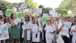 Huelga de m&eacute;dicos&nbsp;    Carlos Magdalena