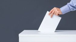 LA DEMOCRACIA FORMAL ES UNA FILFA  Por Juan Goti Orde&ntilde;ana  Catedr&aacute;tico  de la Universidad de Valladolid