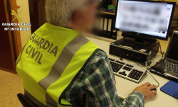 La Guardia Civil de Cantabria investiga un chat de escolares con intercambio de im&aacute;genes sexuales y de violencia