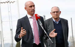 La RFEF ofrece a LaLiga una Segunda con 24 equipos por la "serie de escenarios inciertos" del caso Fuenlabrada