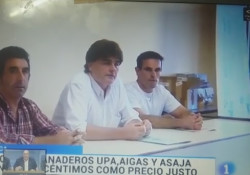 Los ganaderos C&aacute;ntabros dicen: &iexcl;Basta!