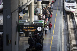 Retrasos en los trenes de Alta Velocidad entre Madrid y Andaluc&iacute;a por una incidencia en una maquinaria de v&iacute;a