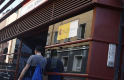 Revilla triunfa en los plat&oacute;s, los j&oacute;venes de Cantabria en el paro, por Javier Puente