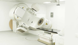 Sanidad transfiere 7,9 millones de euros de abril a Cantabria para la adquisici&oacute;n de 19 equipos de alta tecnolog&iacute;a de los 790 millones que se reparten entre la CCAA