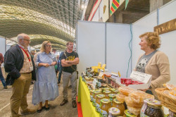Torrelavega acoger&aacute; la XVI Feria Nacional Ap&iacute;cola de Cantabria con venta de productos, ponencias y actividades