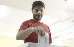 Votaremos con una pinza en la nariz 